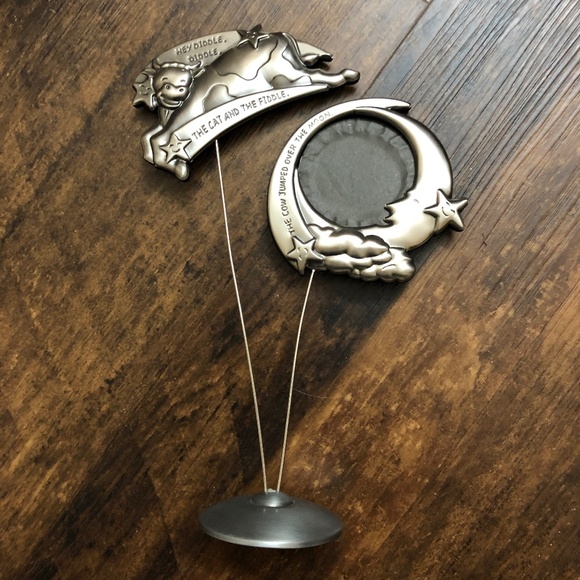 Pewter Hey Diddle Diddle Baby Picture Frame Cow Moon frame on wire pedestal CUTE - Picture 3 of 11
